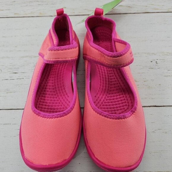 Crocs Duet Busy Day Coral Pink Mary Jane Slip On Shoes Girls J2 Ballet 15352‎ - Picture 2 of 9